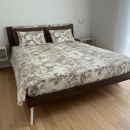 Albenza Village Bed & Breakfast *